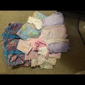 Gently used Diaper bag with a lot of burp cloths